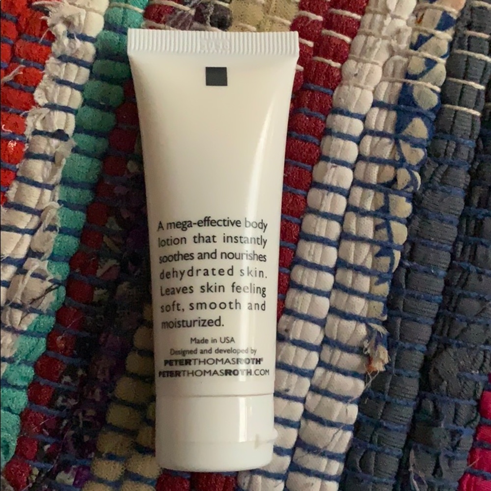 Peter Thomas Roth Mega Rich Body Lotion - Picture 2 of 2